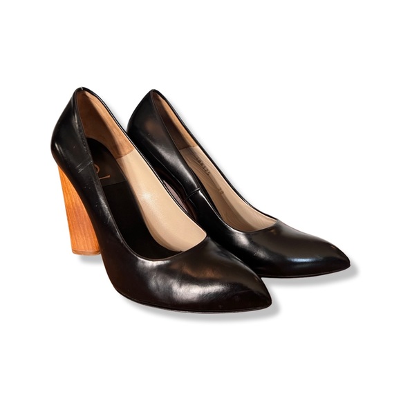 Yves Saint Laurent Black Leather Pumps with Wooden Heels - Picture 4 of 8